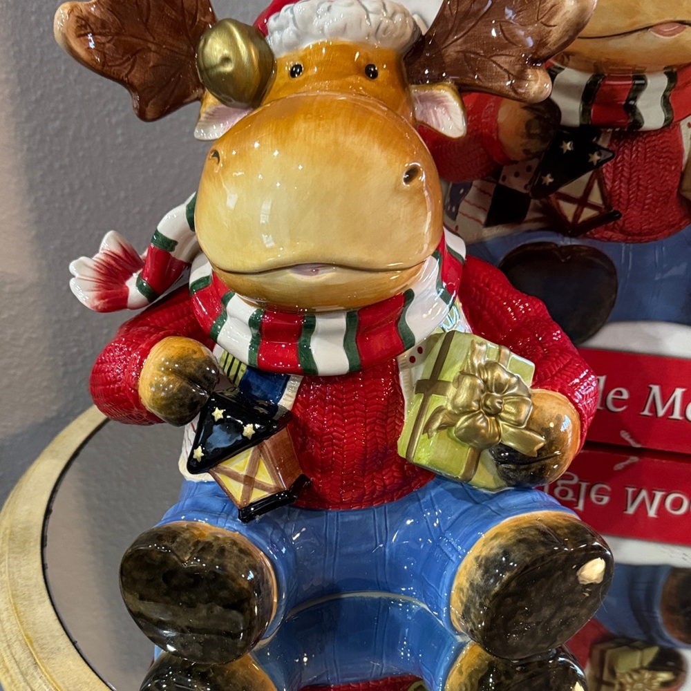 Fitz and Floyd Festive Moose Cookie Jar - Picture 3 of 8